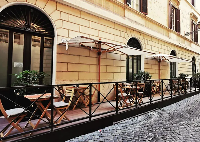 Navona Street Hotel 3*